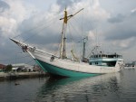 Kapal Pinisi, Kapal Layar Khas Bugis-Makassar