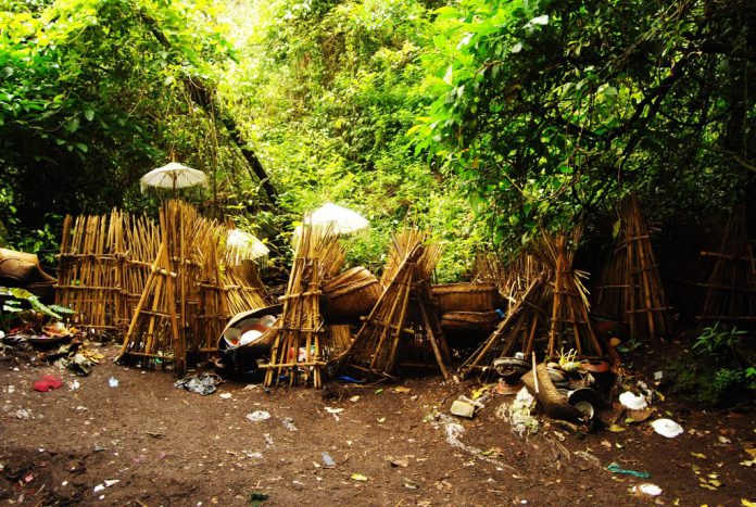 Trunyan, Desa dengan Tradisi Pemakaman yang Unik