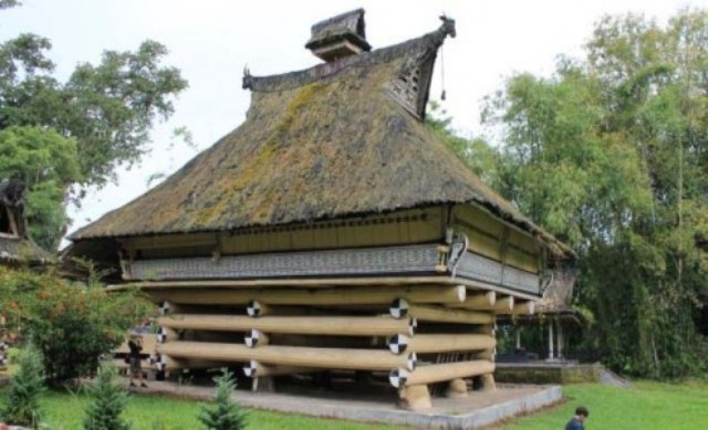 Rumah Tradisional Batak