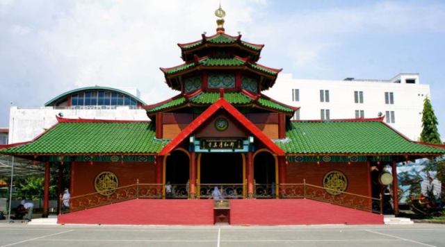 Masjid Cheng Ho Surabaya (Foto: ksmtour.com)