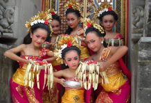 Tari Pendet, Tarian Penyambutan Tamu khas Pulau Bali