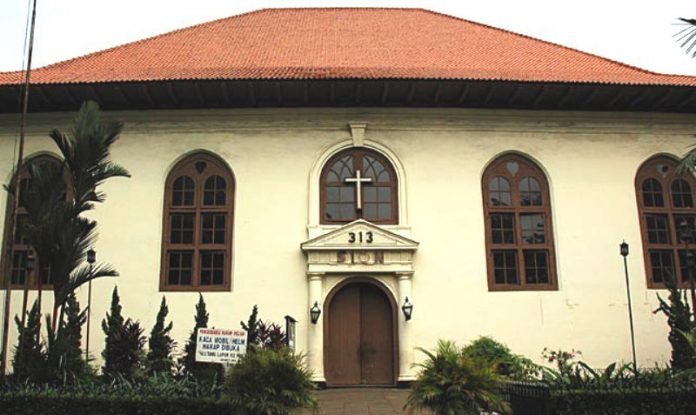 Gereja Portugis atau yang kini dikenal sebagai Gereja Sion Jakarta merupakan gereja tertua di Jakarta.