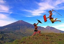 Tradisi Presean Suku Sasak Lombok