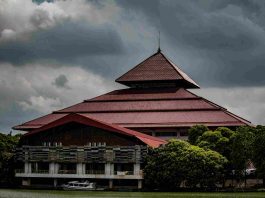 7 Universitas Tertua di Indonesia