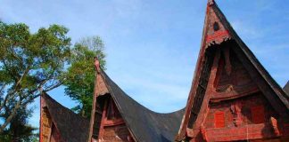 Rumah Bolon, Rumah Adat Sumatra Utara Rumah Bolon